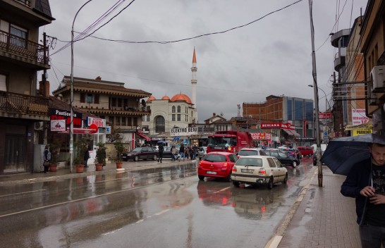 Moti vazhdon të befasojë, shi dhe diell sot në Kosovë