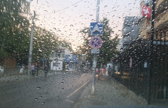 Fundjava në Kosovë - me reshje shiu