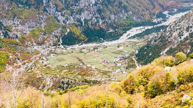 Keni bërë plane për të kaluar fundjavën në Theth? Shikoni parashikimin e motit