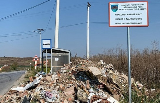 Shkatërrimi mjedisor: Edhe pse ndalohet hedhja e mbeturinave, qytetarët e kanë shndërruar në deponi