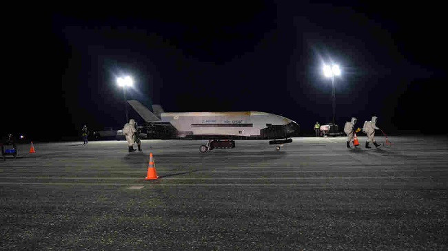 Aeroplani i mistershëm i Forcës Ajrore kthehet në Tokë për më shumë se dy vjet pas nisjes në SpaceX