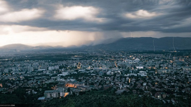 Moti në Maqedoninë e Veriut, i vranët dhe me reshje shiu