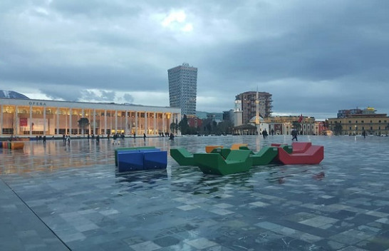 Vazhdojnë reshjet e shiut edhe gjatë fundjavës – Këto janë temperaturat për qytetet shqiptare dhe evropiane