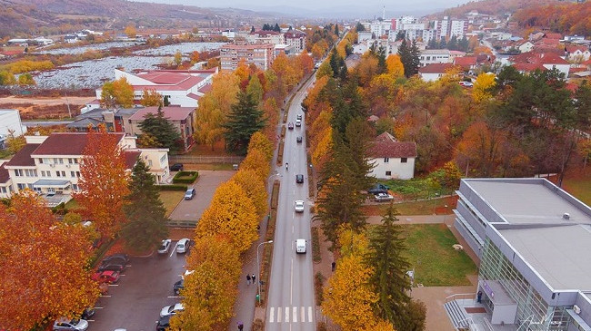 Moti në Kosovë kryesisht i vranët dhe me shi