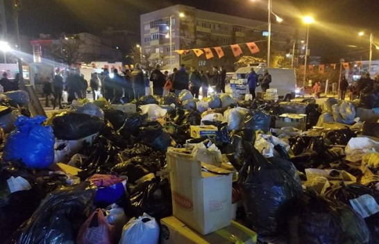 Mblidhen pako me ushqim e veshmbathje nga komunat e Kosovës, për të prekurit nga tërmeti