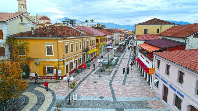 Ky është parashikimi i meteorologëve për këtë fundjavë në Shqipëri