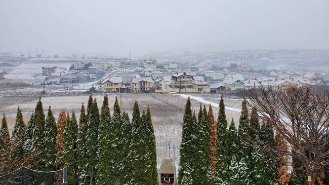 Moti në Kosovë, mjegull, ngrica dhe vende-vende me diell