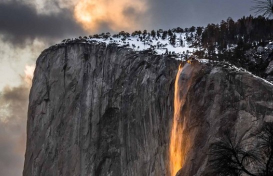 ‘Ujëvara e zjarrit’, pamje e mrekullueshme nga Parku Kombëtar Yosemite