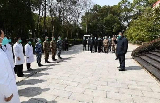 Kina gati ta ‘mposhtë’ koronavirusin, presidenti kinez viziton qytetarët e Wuhanit