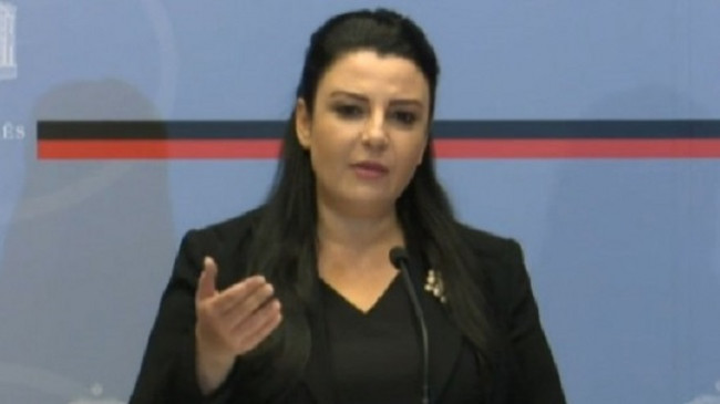 Koronavirusi/ Shqipëria ndërpret udhëtimet me Italinë