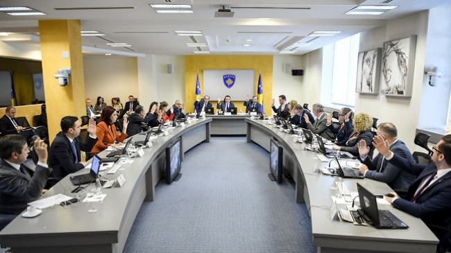 Qeveria e Kosovës formon Komisionin për parandalimin e koronavirusit
