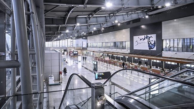 Ndërpriten të gjitha fluturimet në ardhje me udhëtarë në aeroportin ‘Adem Jashari’