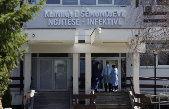 43 pacientë të shtrirë me koronavirus në QKUK, 5 prej tyre me oksigjenoterapi