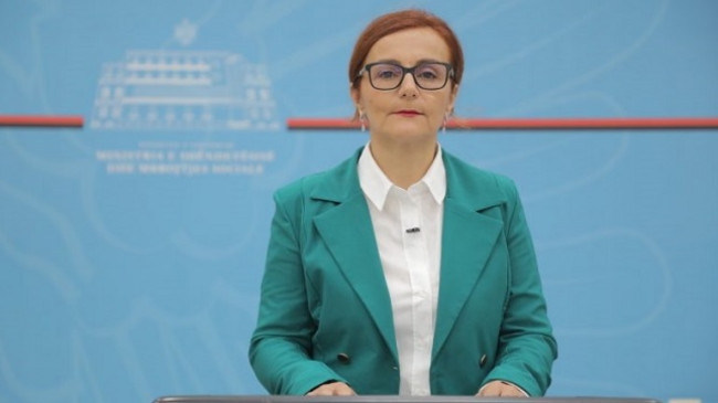 Pesë raste të reja dhe 13 të shëruar në 24 orët e fundit në Shqipëri
