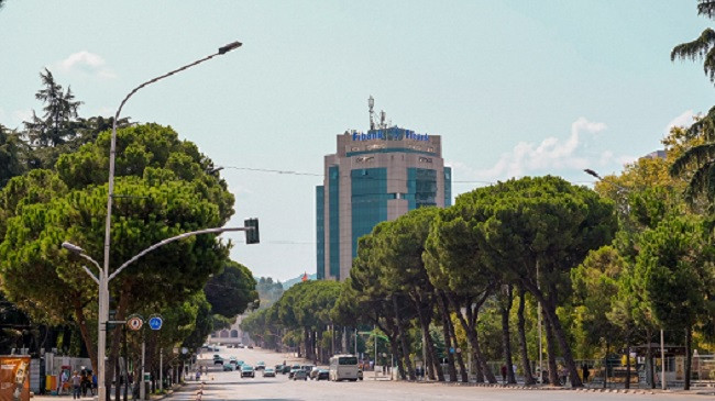 Pas shiut vjen dielli, ky është parashikimi i motit për sot dhe fundjavë në Shqipëri