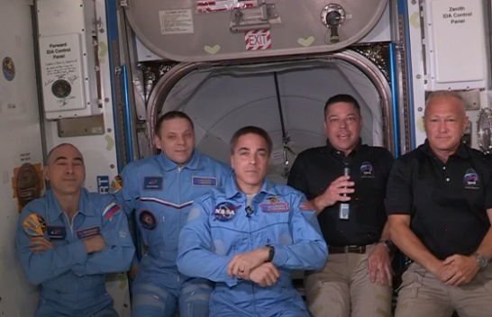 Astronautët e NASA-s dhe SpaceX mbërrin në Stacionin Hapësinor Ndërkombëtar