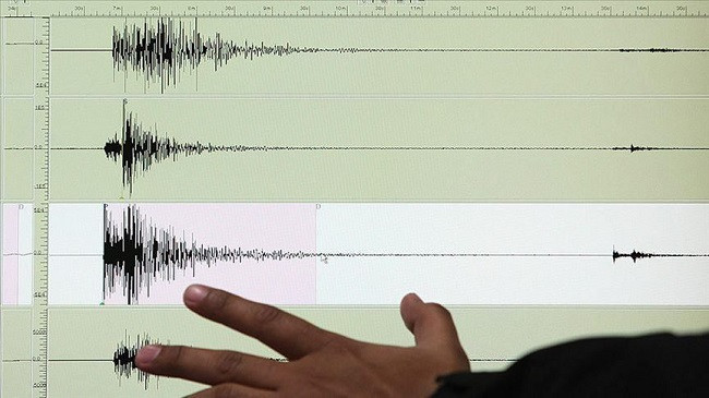 Tërmet i fuqishëm me madhësi 7.1 ballë godet Indonezinë lindore