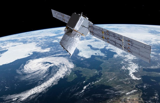 SpaceX dërgon në orbitë 60 satelitë të internetit