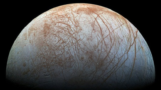 Të gjithë mendojnë së vetëm në Mars ka jetë, por shpresat janë të Europa