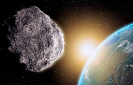 Një asteroid sa një ndërtesë apartamentesh do të kalojë sot afër Tokës