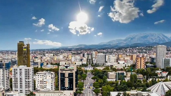 Java e parë e shtatorit në Shqipëri më nxehtë, ndërsa në Kosovë më freskët