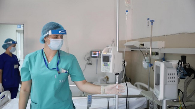 Vazhdon të rritet numri i të infektuarve me koronavirus në Shqipëri