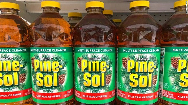 Pastruesi Pine-Sol është aprovuar si dezinfektues efektiv kundër koronavirusit në sipërfaqe të forta