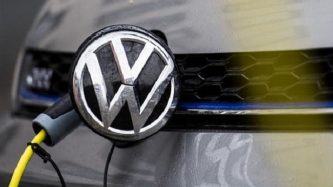Volkswagen investon në prodhimin e automjeteve elektrike në Kinë