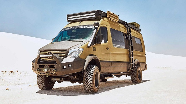 Mercedes Sprinter prezanton ‘Hulkun’, furgonin e modifikuar për terrene malore