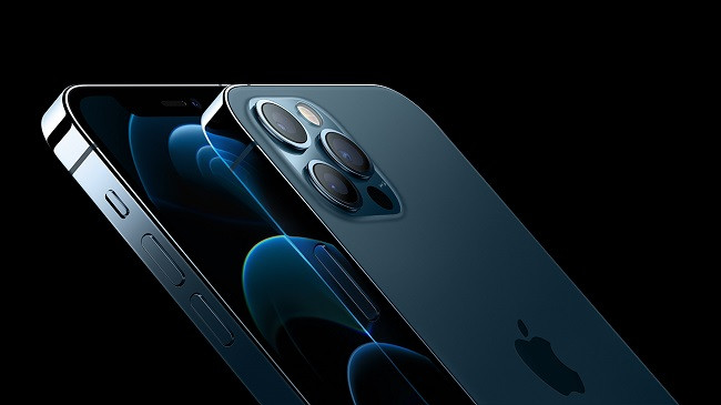 Apple surprizon - iPhone 12 vjen pa karikues dhe kufje në paketim