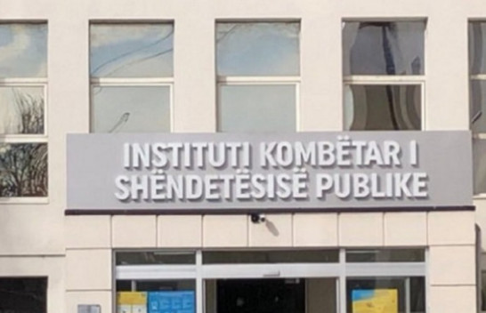 Në 24 orët e fundit zero vdekje dhe 77 raste të reja me koronavirus në Kosovë