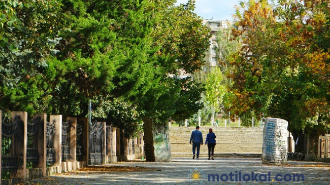Moti sot dhe fundjavë në Kosovë, me diell, vranësira e shi