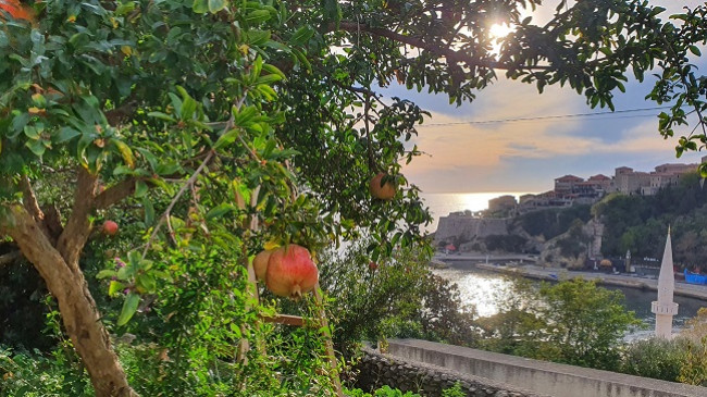 Diell dhe kthjellët, ky është moti për këtë fundjavë në Mal të Zi