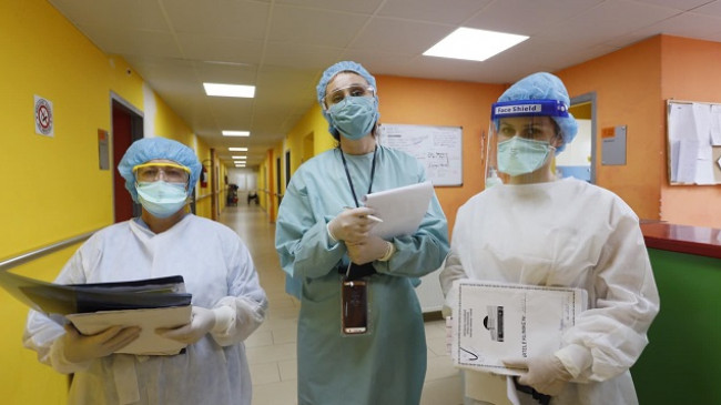 Sot 525 raste të reja me koronavirus në Shqipëri
