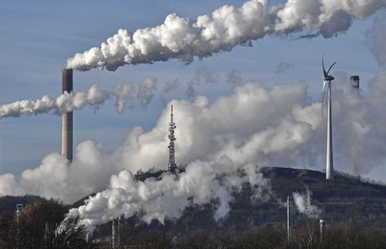 Kriza klimatike: CO2 shënon rekord të ri pavarësisht bllokimeve të COVID-19