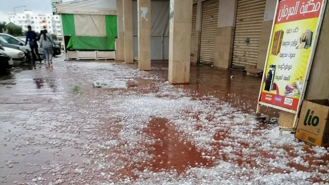 Mot i pazakontë në Marok, stuhi breshëri ‘pushton’ brigjet e Rabatit [Foto]