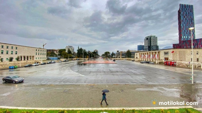 Java nis me reshje shiu, shtrëngata dhe rrufe në Shqipëri