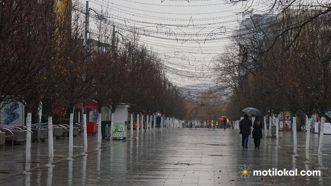 Mbani çadrat me veti, moti sot me shi në Kosovë