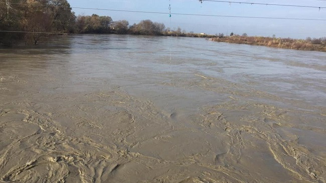 Peleshi bën bilancin: Në 24 orët e ardhshme do të ketë më pak reshje, më kritike situata me 11 janar