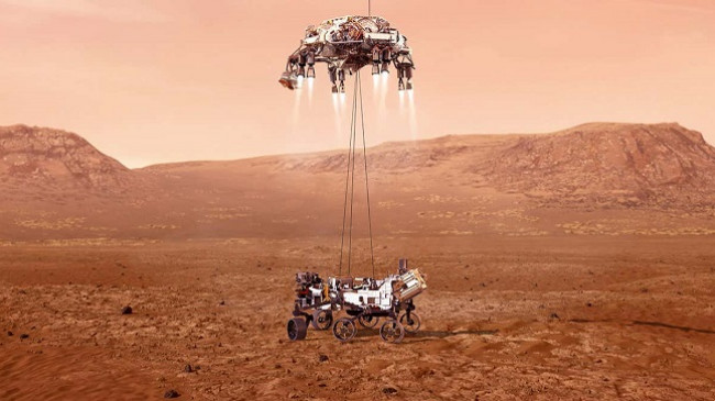 Roveri i NASA-s ulet me sukses në Mars, ky është imazhi i parë i dërguar nga Planeti i Kuq