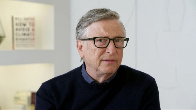 Çudit sërish Bill Gates: Vendet e pasura duhet të hanë vetëm mish sintetik