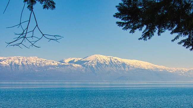 Temperatura pranverore gjatë ditës së sotme dhe nesër në Maqedoni