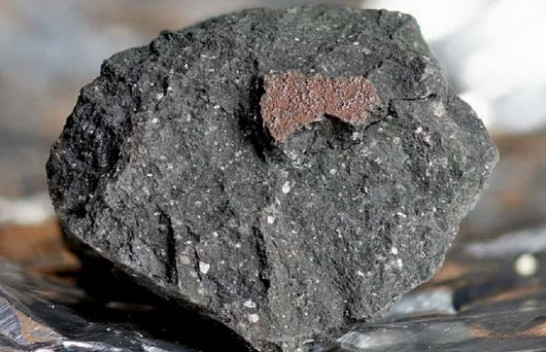 Ndriçoi qiellin e Britanisë së Madhe/ Gjenden copëzat e meteoritit që u pa më 28 shkurt