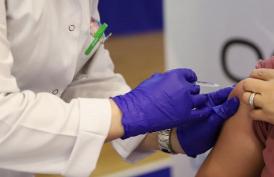 IKSHPK tregon se kush duhet të vaksinohet dhe informata rreth vaksinës AstraZeneca