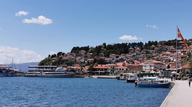 Mot me diell dhe vranësira kalimtare, ky është parashikimi i motit në Maqedoni