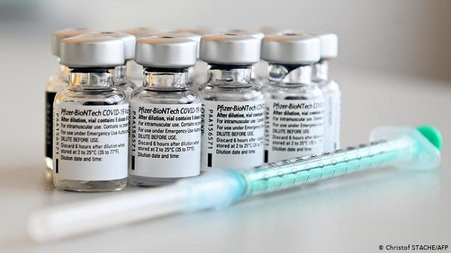 SHBA miraton vaksinën Pfizer për përdorim tek adoleshentët