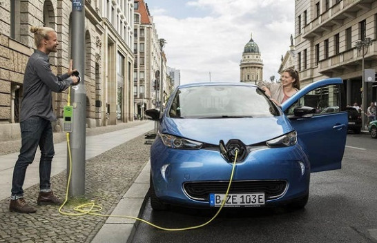 Veturat elektrike do të kushtojnë më lirë se të tjerat deri në vitin 2027