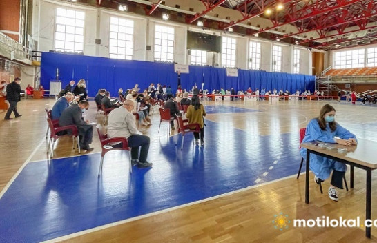 Ministria e Shëndetësisë thirrje qytetarëve të çdo grupmoshe të regjistrohen për vaksinim