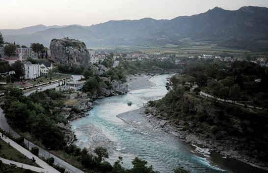 Ambasadori i BE-së në Shqipëri: Mbështesim iniciativën për shpalljen e lumit Vjosa Park Kombëtar