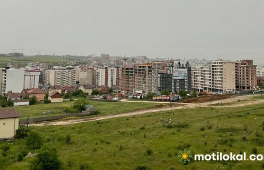 Moti sot, stuhi me shi dhe shkarkime rrufesh në Kosovë